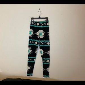 Always Leggings/Yoga Pants One Size Fits Most.